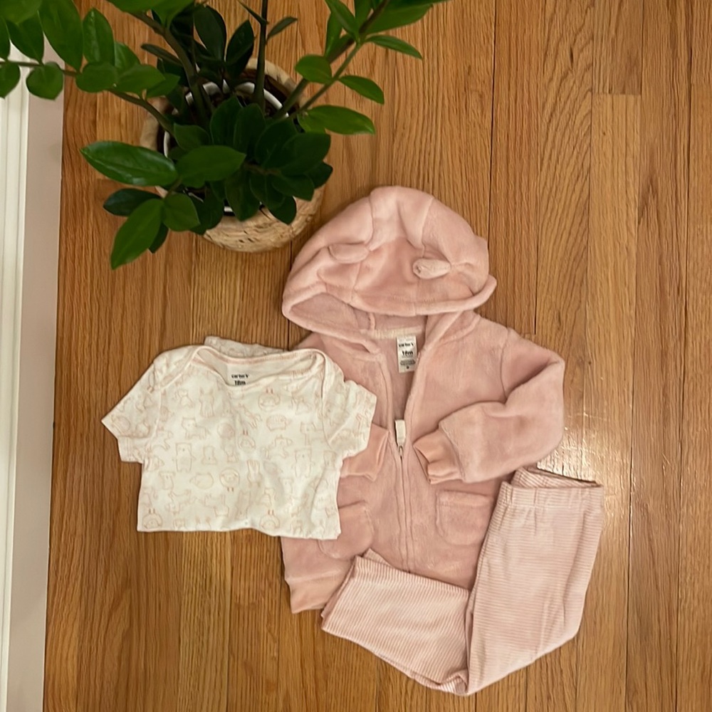 Carter’s 3-Piece Set-NEW w/Tags